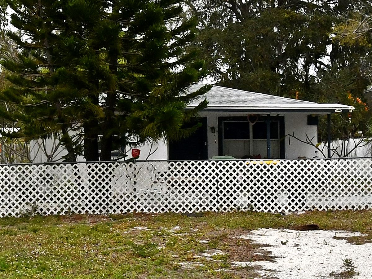 2-bed single family at 1153 47TH ST, Sarasota County FL — foreclosure auction