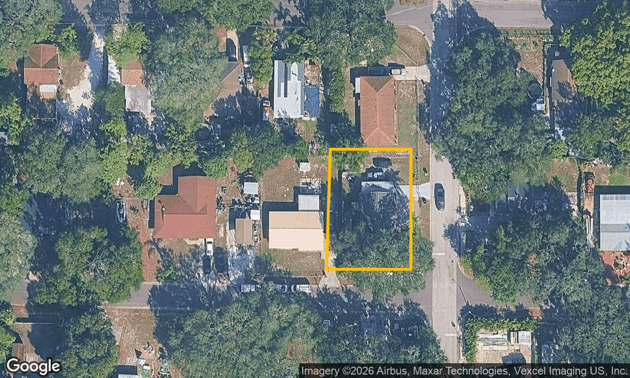 3-bed single family at 706 19TH ST E, Manatee County FL — foreclosure auction