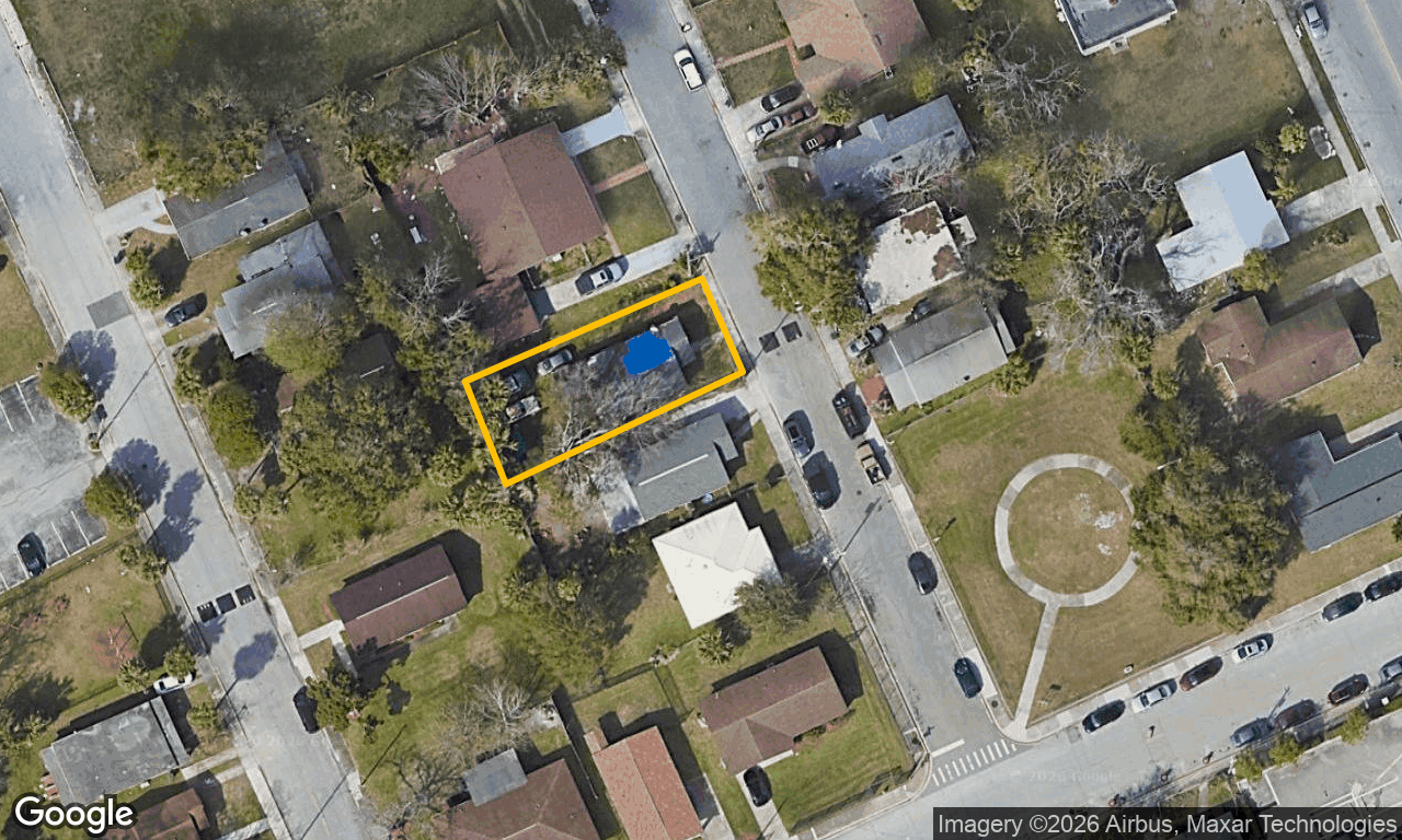 3-bed single family at 348 PLEASANT ST, Volusia County FL — foreclosure auction