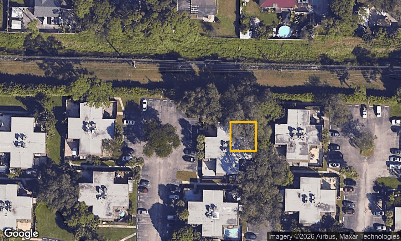2-bed single family at 4075 PALM BAY CIR B, Palm Beach County FL — foreclosure auction