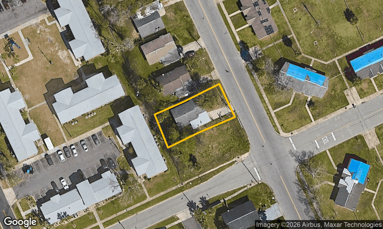 3-bed single family at 460 S CAROLINE ST, Volusia County FL — foreclosure auction