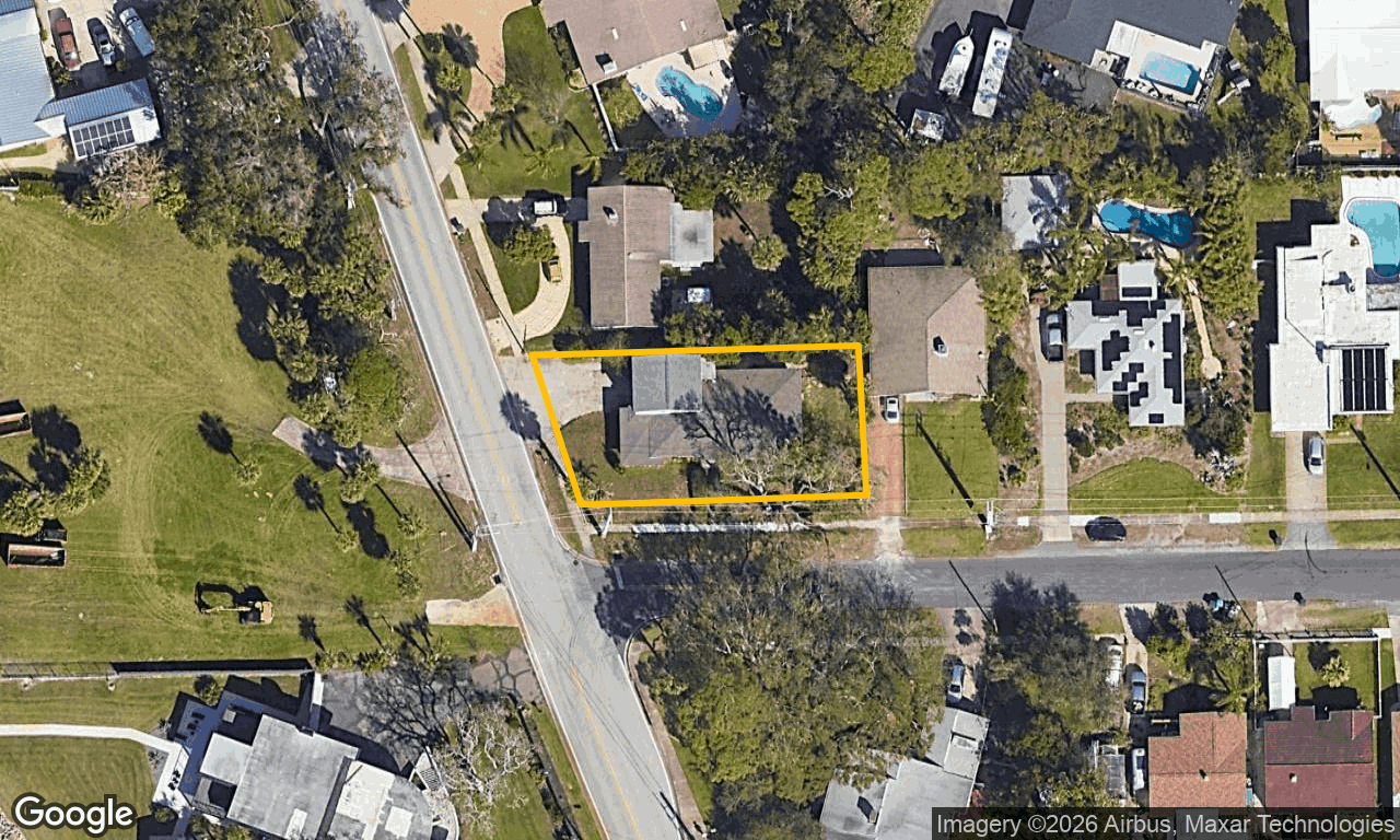 4-bed single family at 2400 N HALIFAX AVE, Volusia County FL — foreclosure auction
