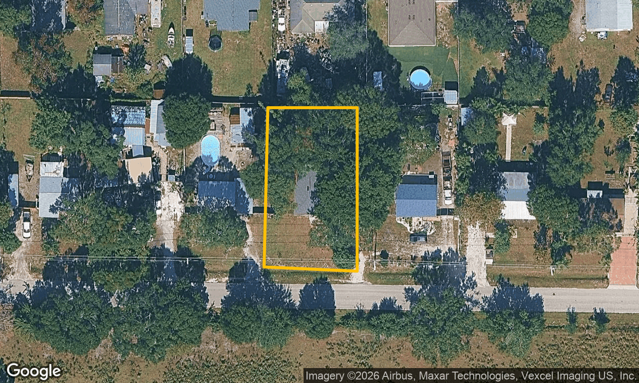 2-bed single family at 2207 38TH AVE E, Manatee County FL — foreclosure auction
