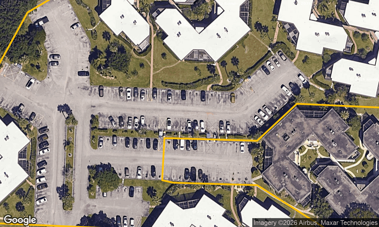 2-bed single family at 6 GREENWAY VILLAGE N 105, Royal Palm Beach FL — foreclosure auction