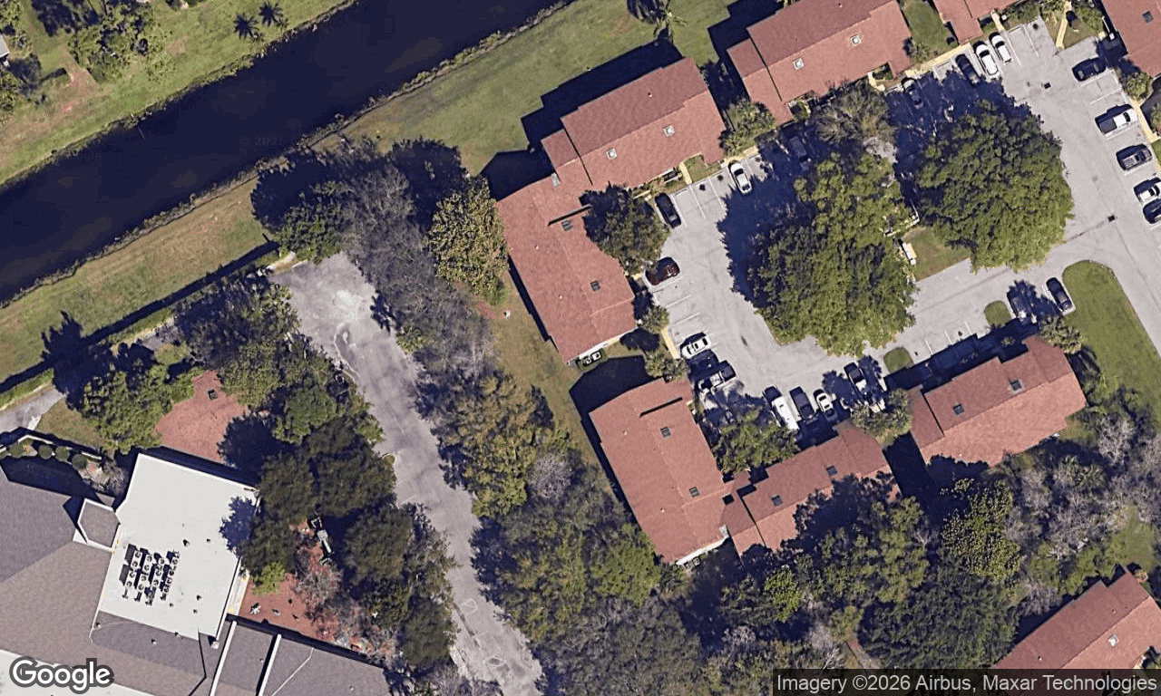 2-bed single family at 13450 OLD ENGLISHTOWN RD, Wellington FL — foreclosure auction