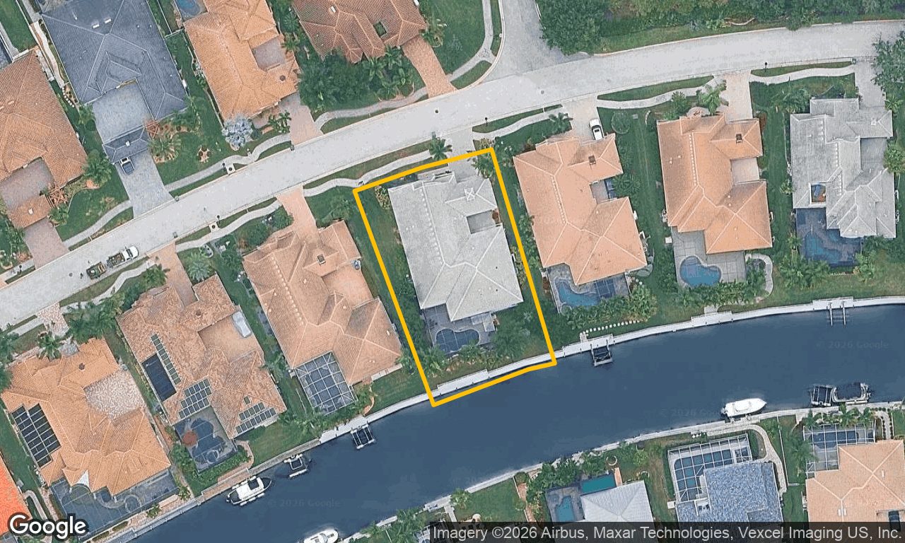 3-bed single family at 4754 MAINSAIL DR, Manatee County FL — foreclosure auction