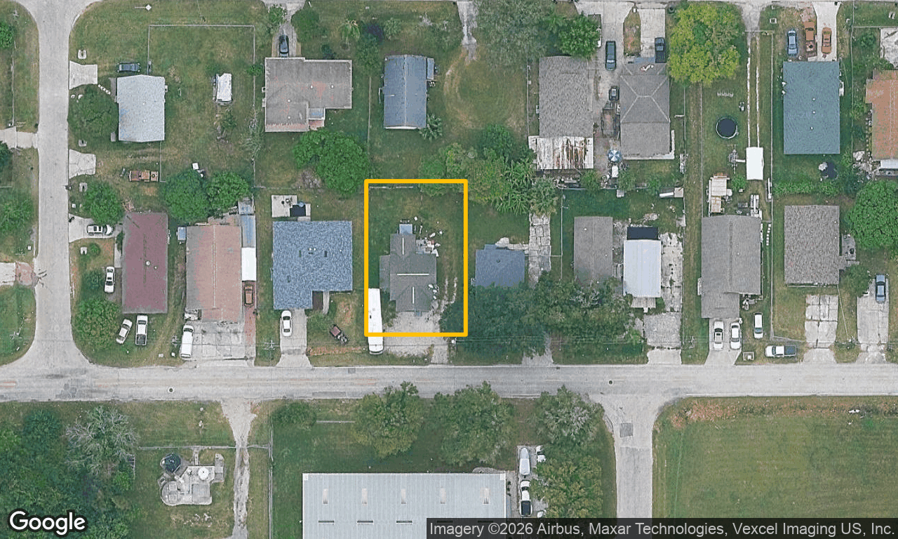3-bed single family at 1808 17TH ST E, Manatee County FL — foreclosure auction