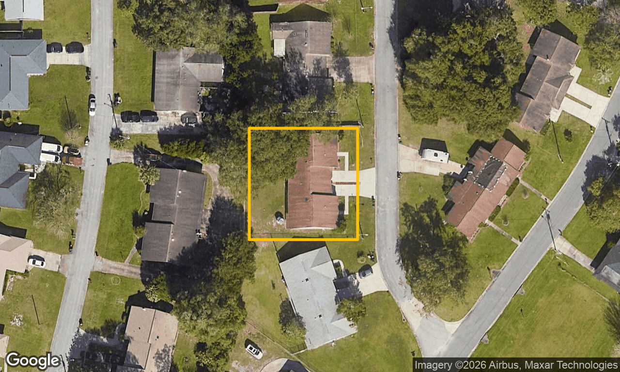 4-bed single family at 54 IVY LN & 56, Volusia County FL — foreclosure auction