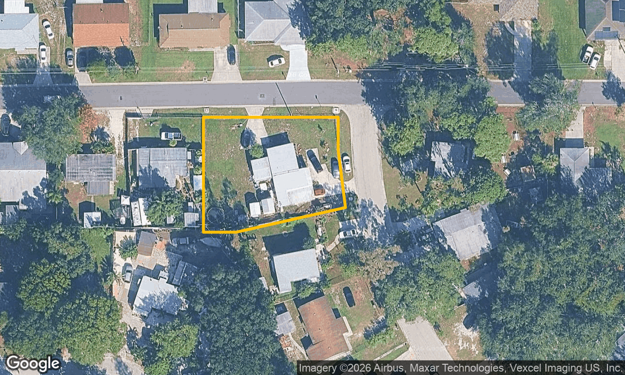 2-bed single family at 702 28TH STREET CIR E, Manatee County FL — foreclosure auction
