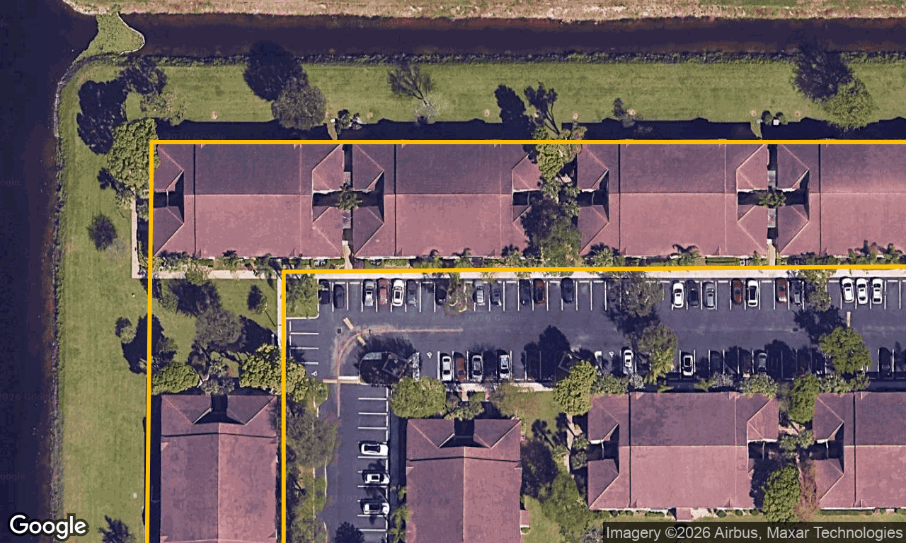 3-bed condo at 5235 EUROPA DR M, Palm Beach County FL — foreclosure auction