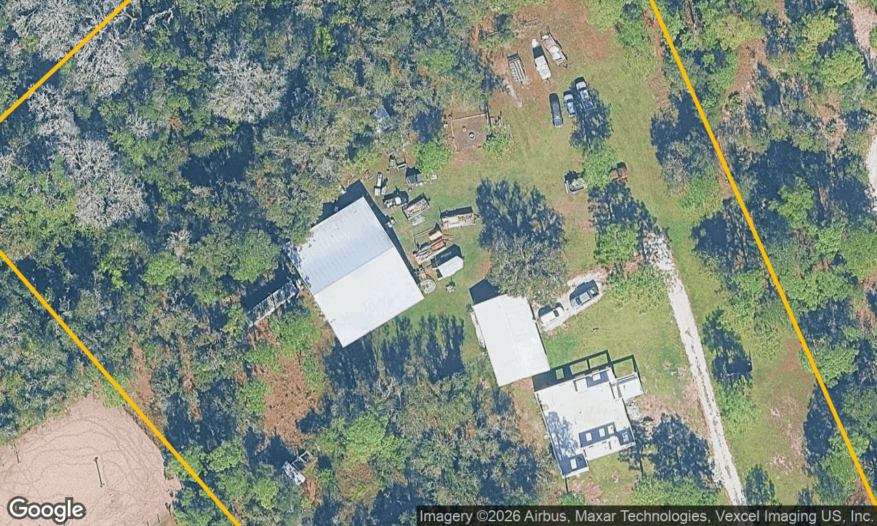 3-bed single family at 41121 18TH TER E, Manatee County FL — foreclosure auction