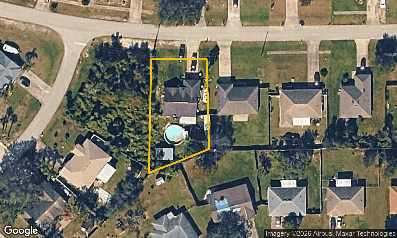 3-bed single family at 3300 SKY ST, Volusia County FL — foreclosure auction