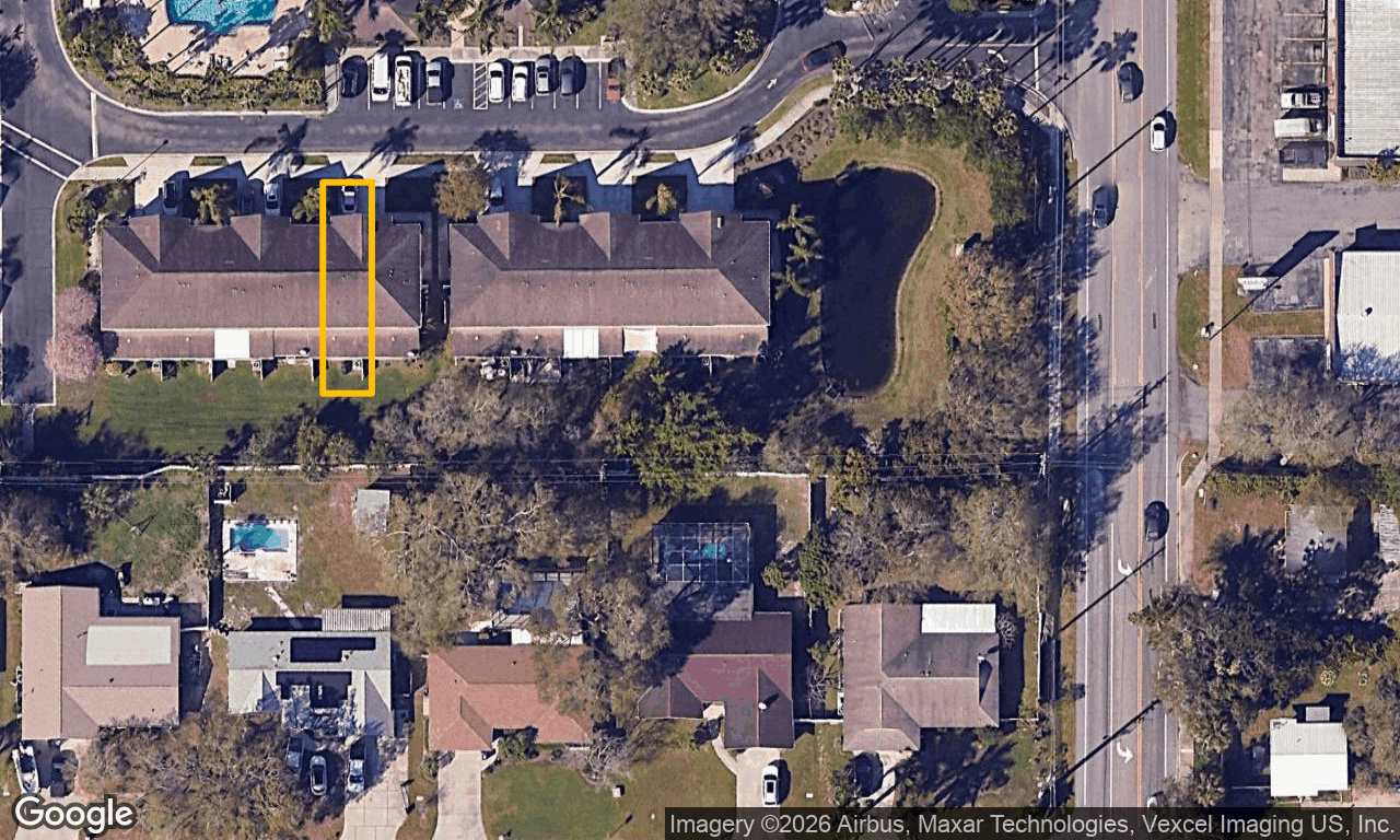 3-bed single family at 3938 YELLOWSTONE CIR, Sarasota County FL — foreclosure auction