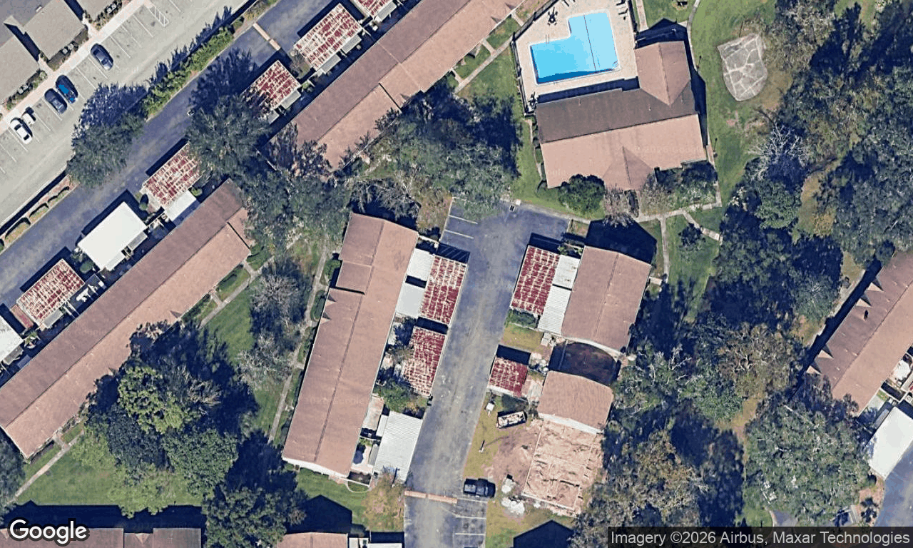 3-bed single family at 8206 KENSINGTON SQ, Jacksonville FL — foreclosure auction