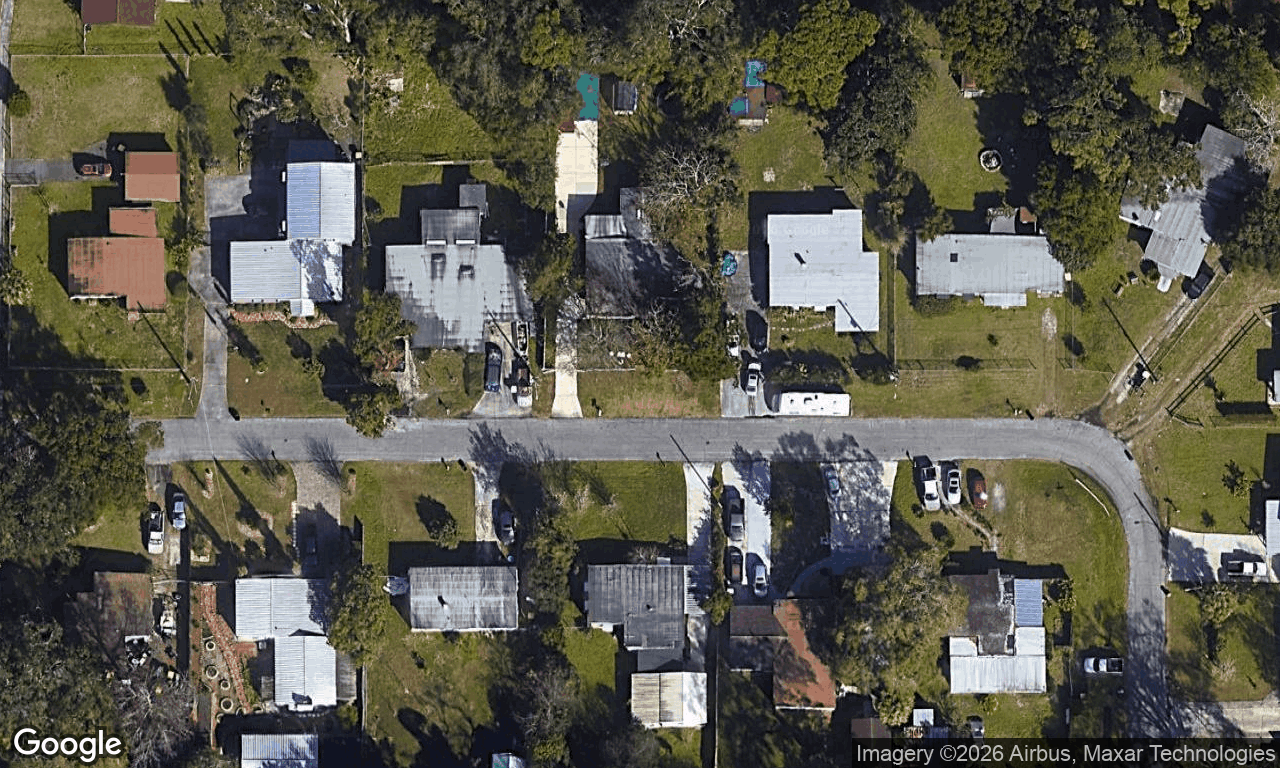 3-bed single family at 5639 N KIMBRELL DR, Jacksonville FL — foreclosure auction
