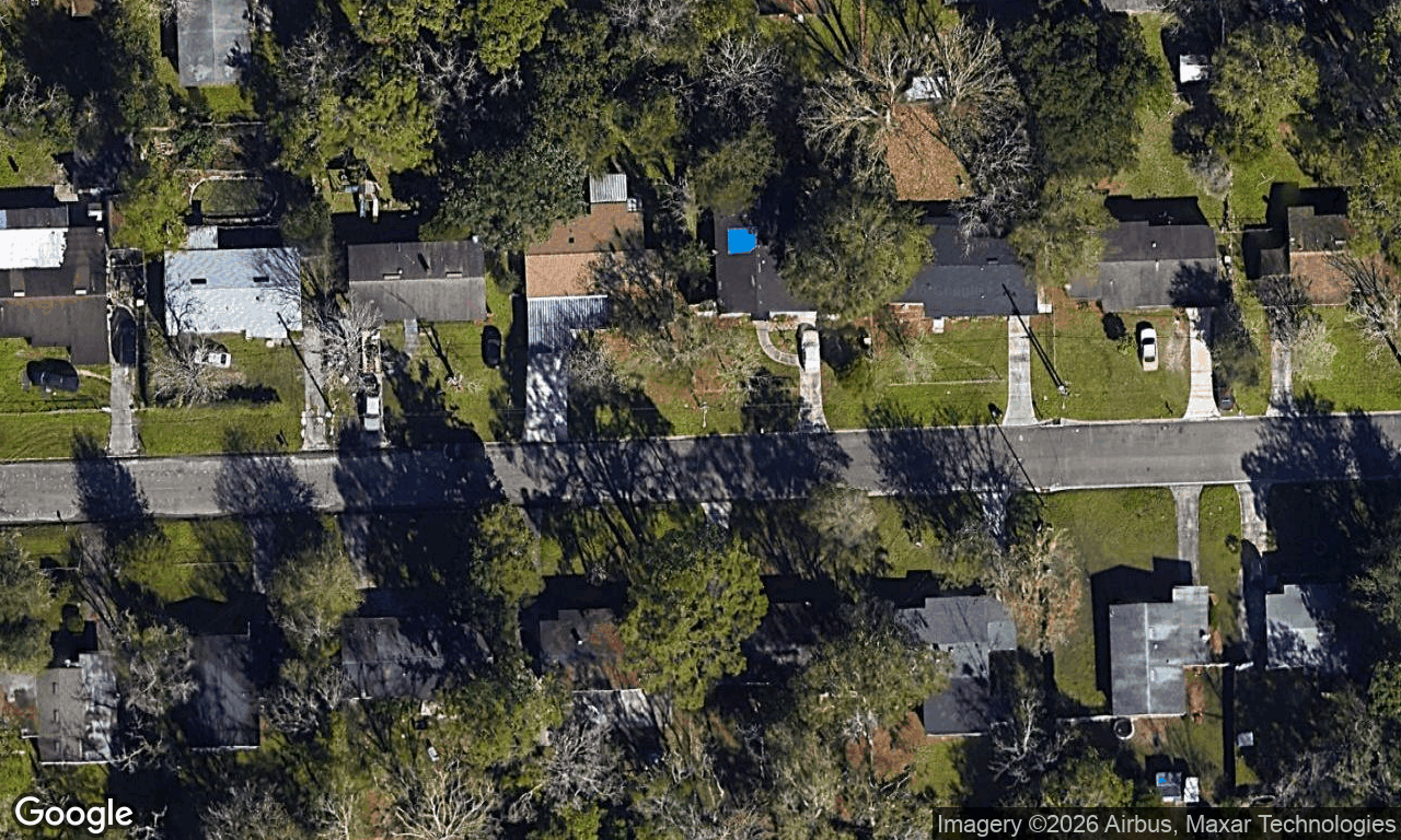 4-bed single family at 7215 KARENITA DR, Jacksonville FL — foreclosure auction