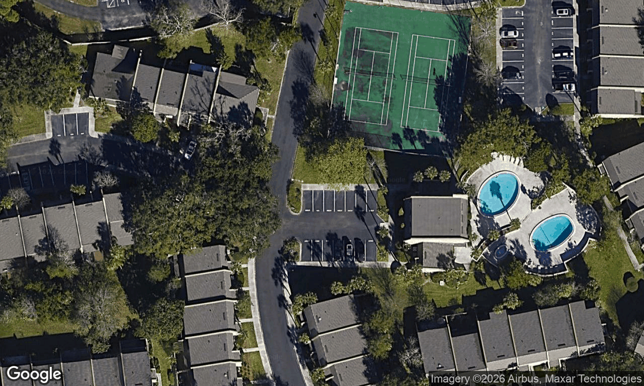 3-bed single family at 415 ABINGDON PL 88, Jacksonville FL — foreclosure auction