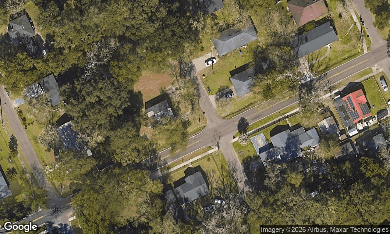 3-bed single family at 9102 6TH AVE, Jacksonville FL — foreclosure auction